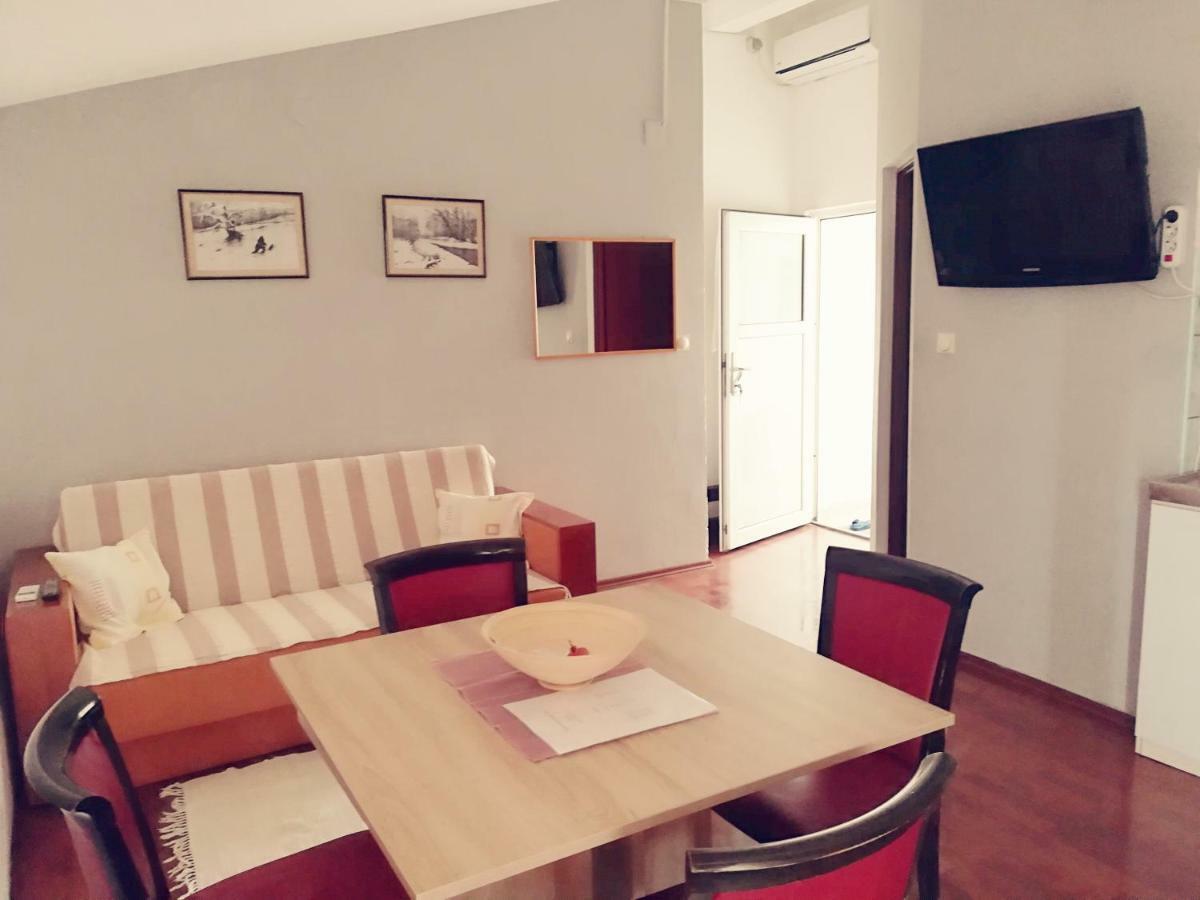 Apartmani Babic Vir Exterior foto